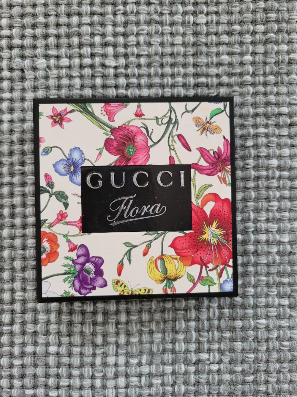 GUCCI Flora mirror. EUC Never used.